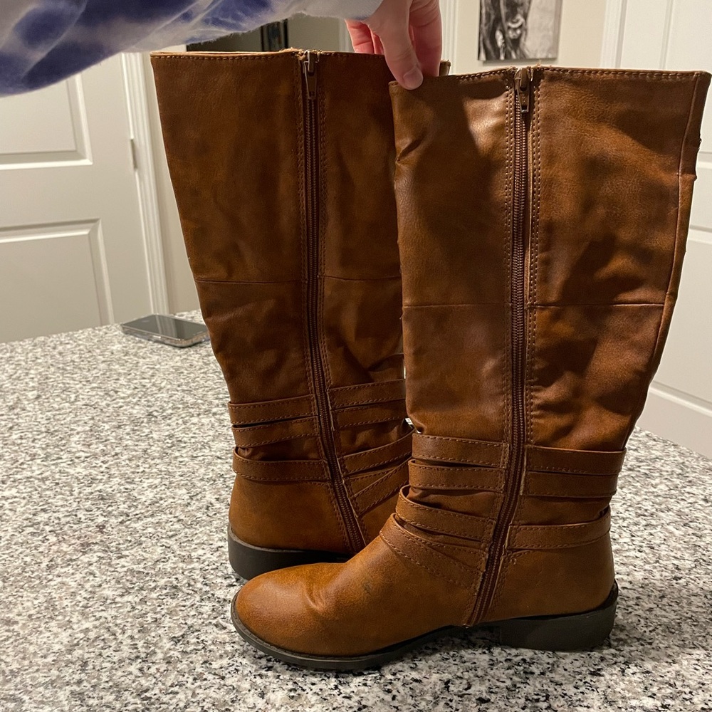 Leather Boots - Picture 4 of 5
